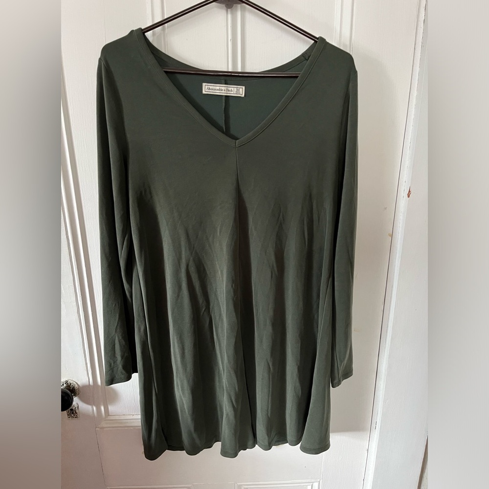 Women’s Abercrombie long sleeve dress, size M